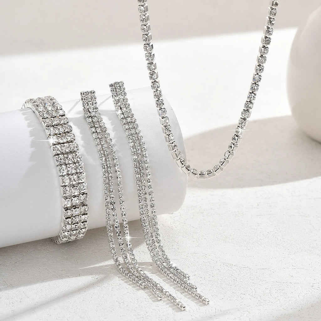 Conjunto Crystal Fringe - Colar, Pulseira e Brincos (Design Cascata)