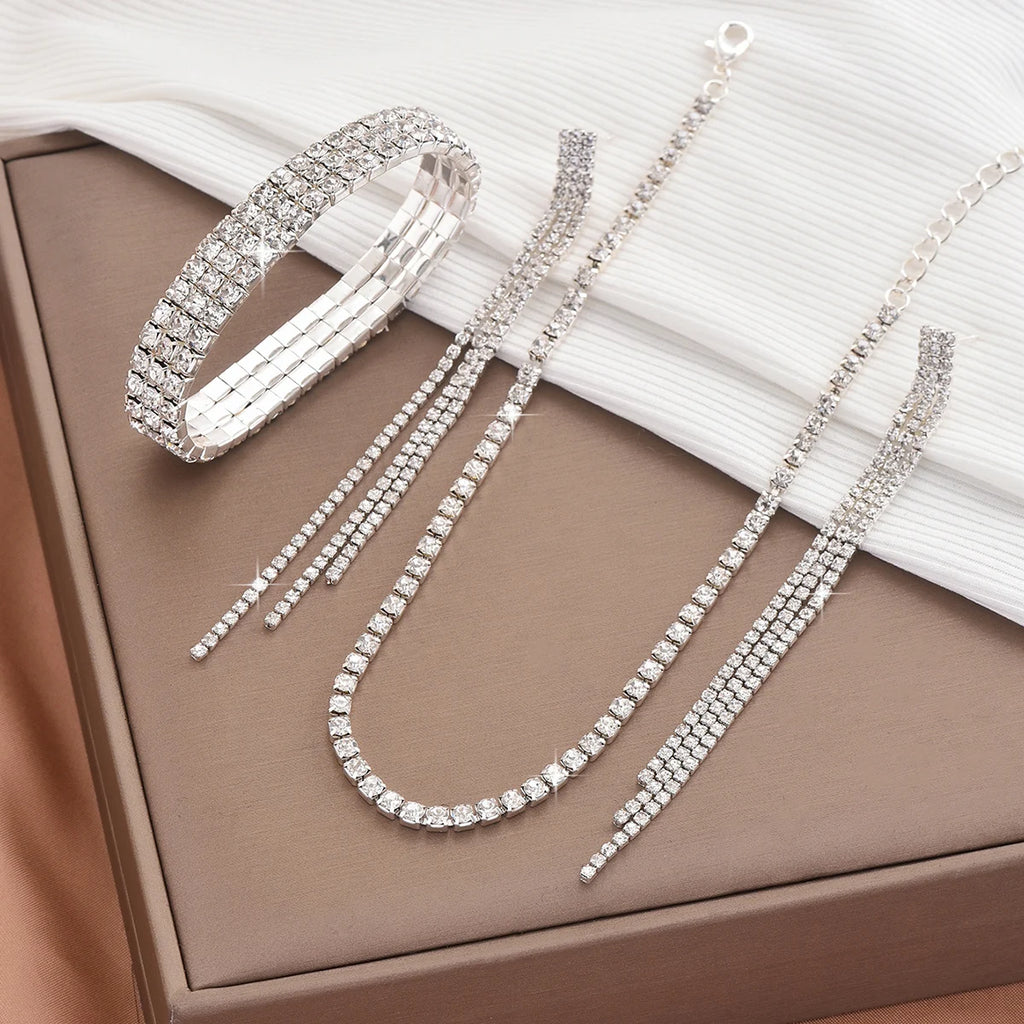 Conjunto Crystal Fringe - Colar, Pulseira e Brincos (Design Cascata)