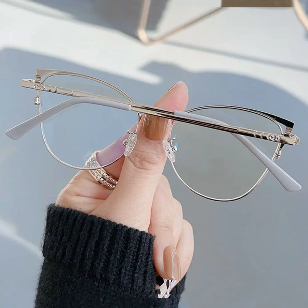 Óculos Anti-Luz Azul Wire Frame - Design Gatinho (Metal Leve)