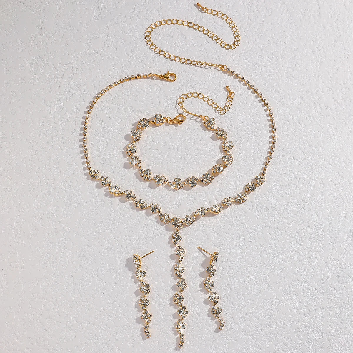 Conjunto Crystal Drop - Colar Gravatinha, Brincos, Pulseira e Anel